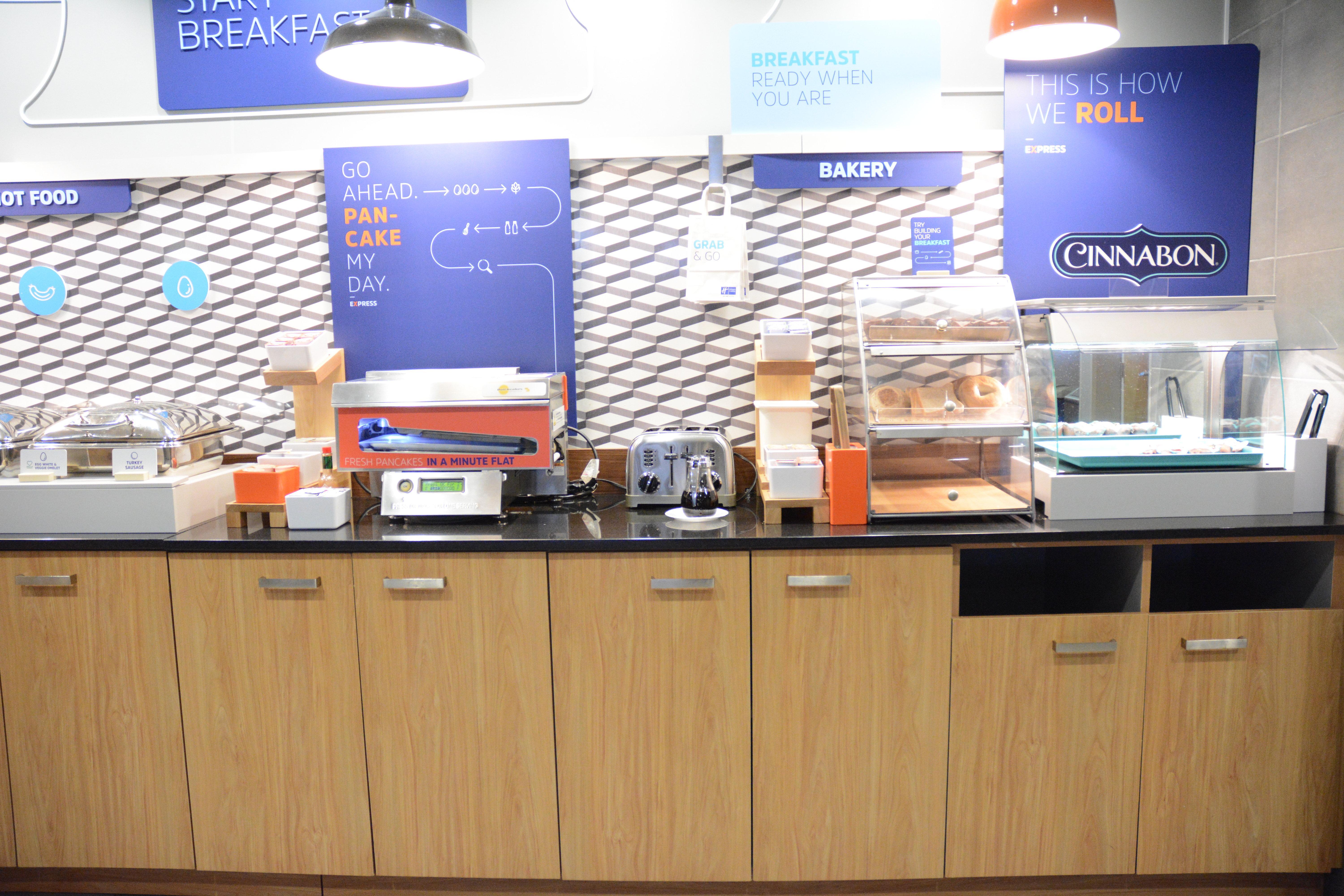 Holiday Inn Express Stamford, An Ihg Hotel Ngoại thất bức ảnh