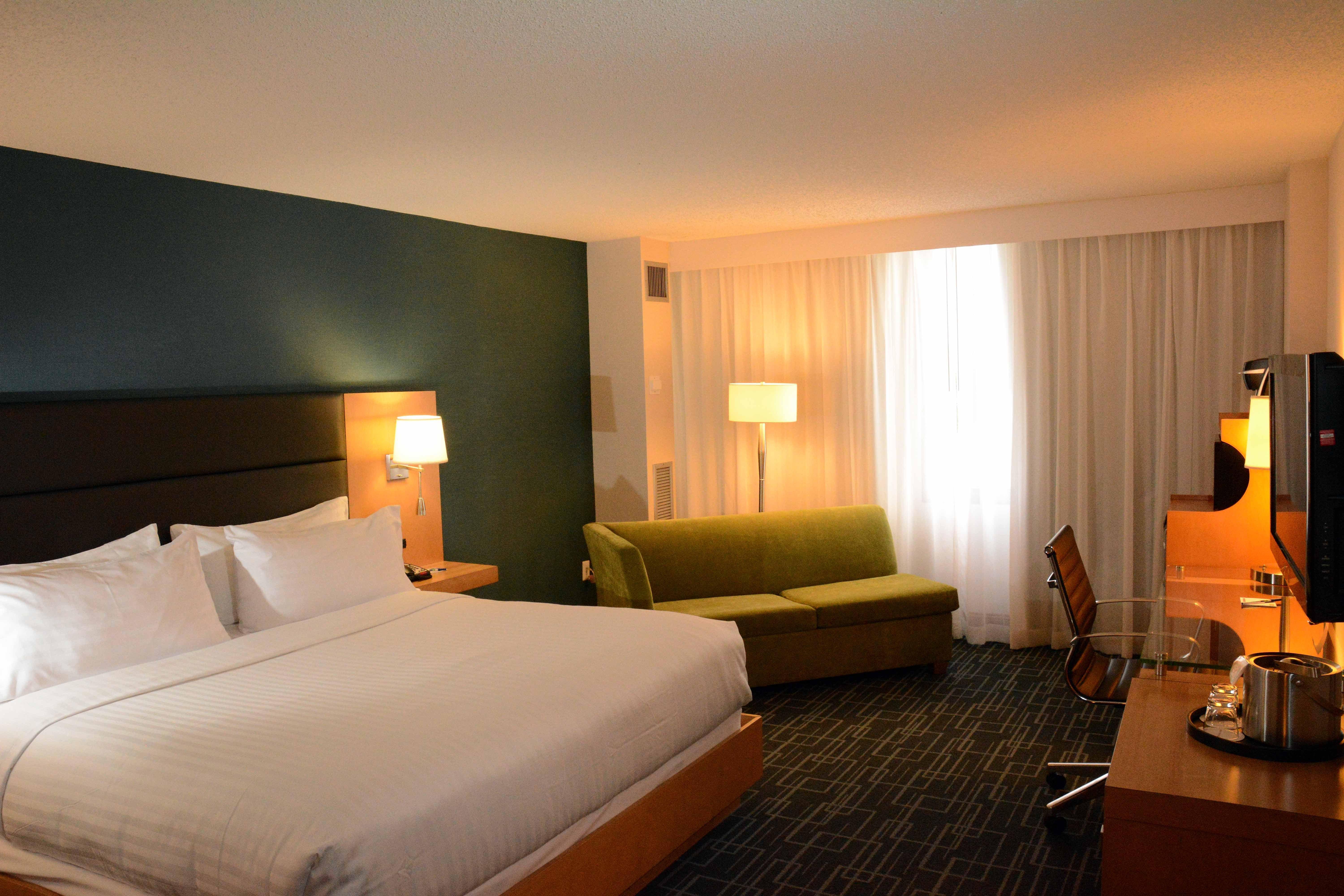 Holiday Inn Express Stamford, An Ihg Hotel Ngoại thất bức ảnh