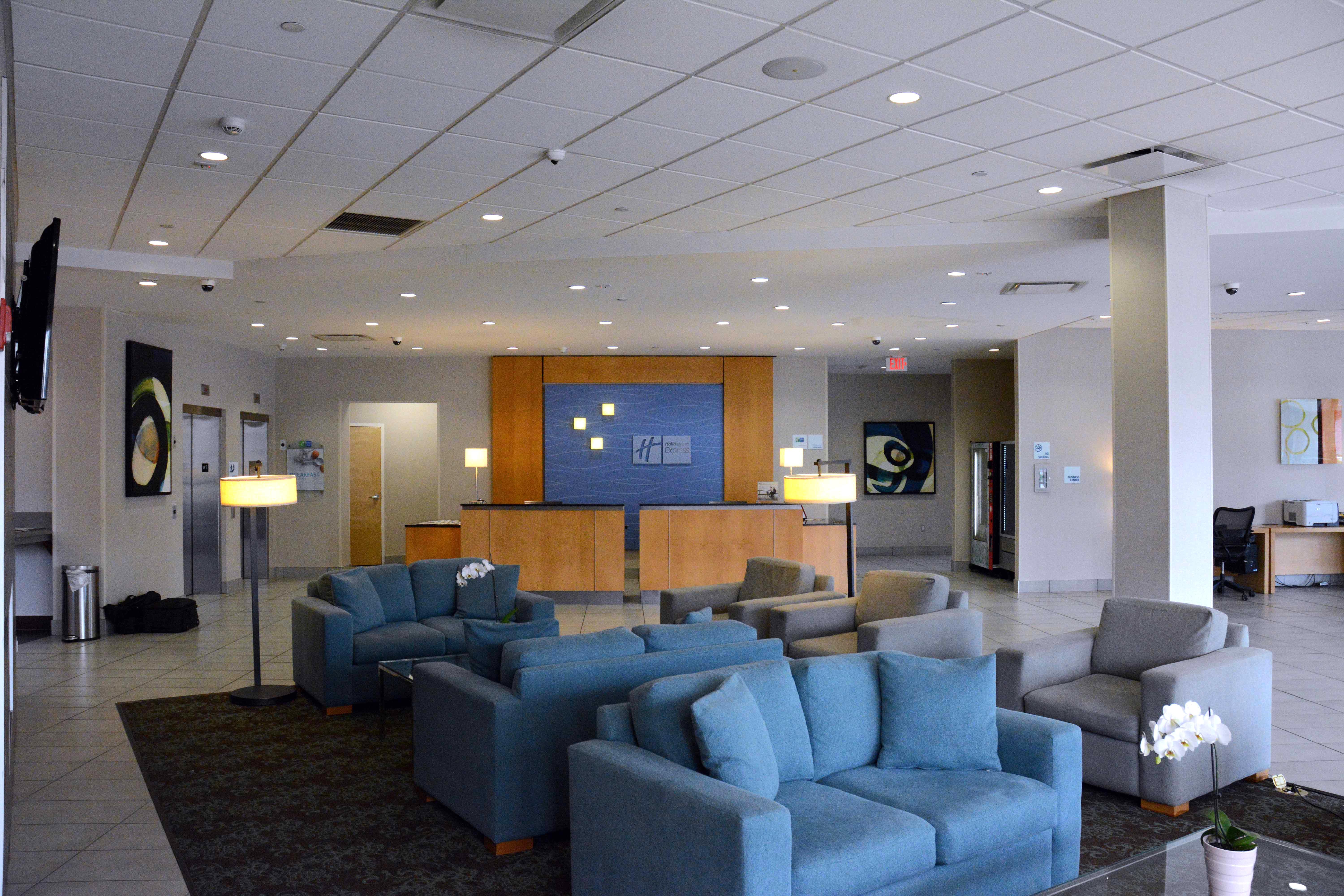 Holiday Inn Express Stamford, An Ihg Hotel Ngoại thất bức ảnh